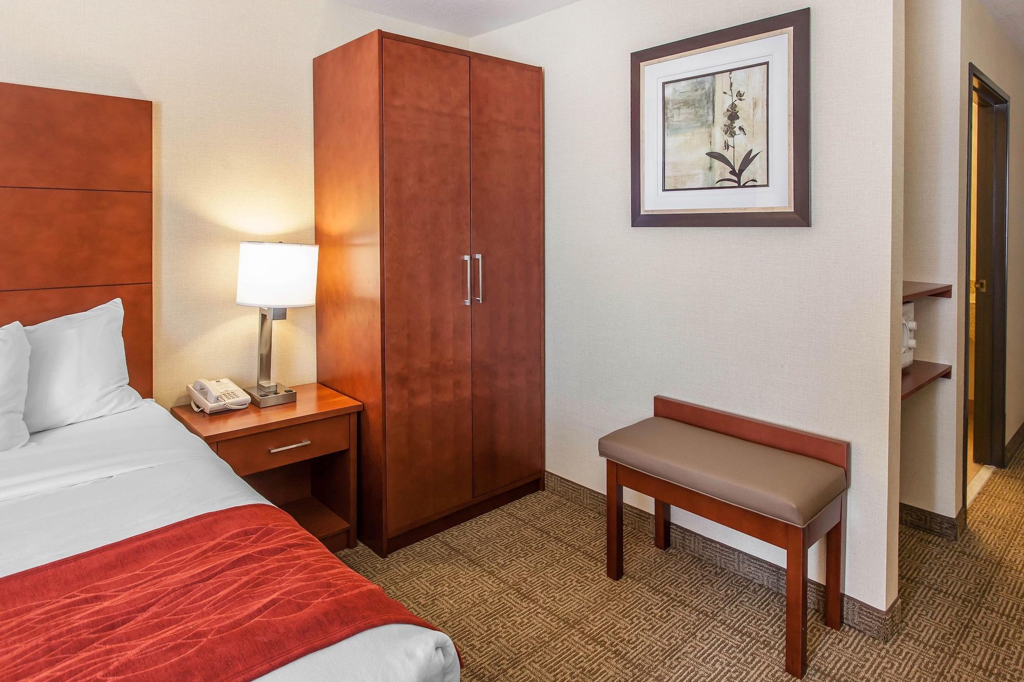 Comfort Inn & Suites Near Fallon Naval Air Station Exterior foto