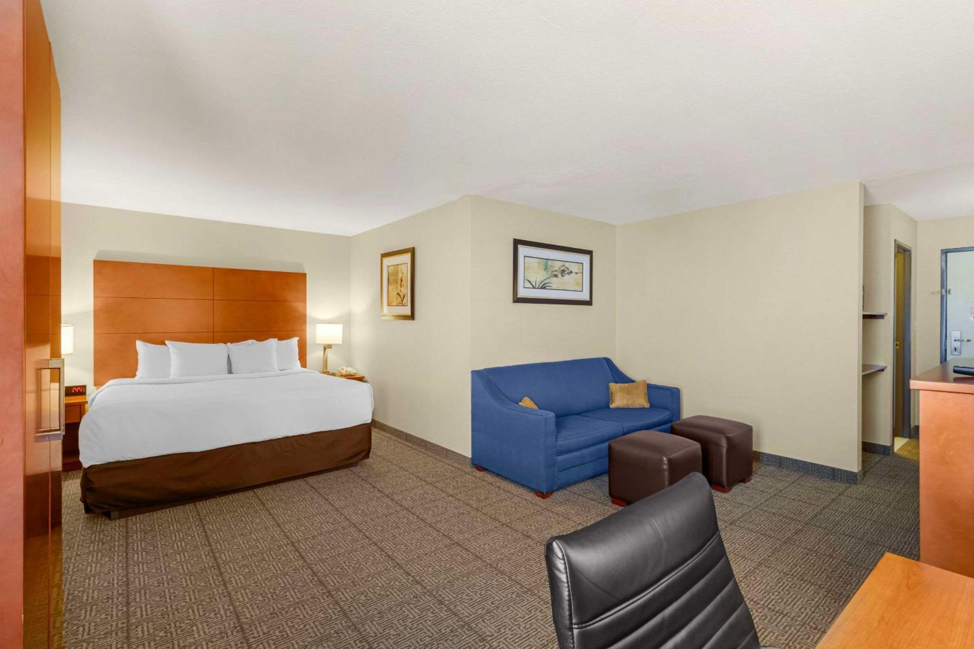 Comfort Inn & Suites Near Fallon Naval Air Station Exterior foto